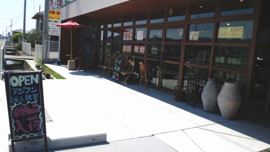 アジアン雑貨の店