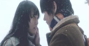 雪の中。直子とキスのあと。