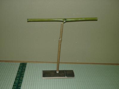2000_0526ミニ着物と海0013