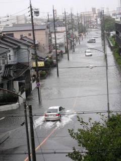台風18号で冠水した自宅周辺です(^_^;