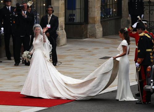 271025-britain-royal-wedding-01.jpg