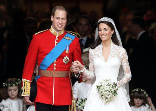 271025-britain-royal-wedding-09.jpg