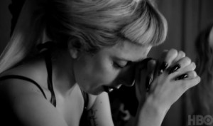 Lady_Gaga_documentary-sobbing-01.jpg