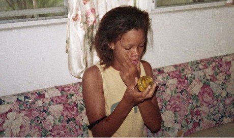 Rihanna-childhood-pics-05.jpg