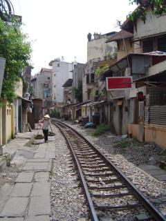 Metre_gauge_Hanoi.jpg