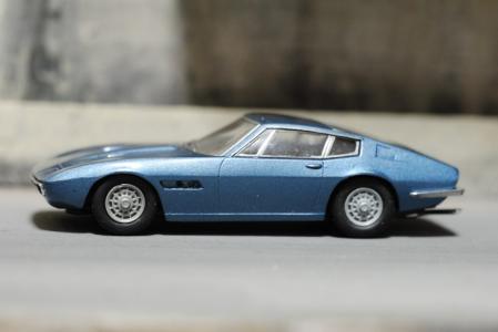 maserati ghibli light blu