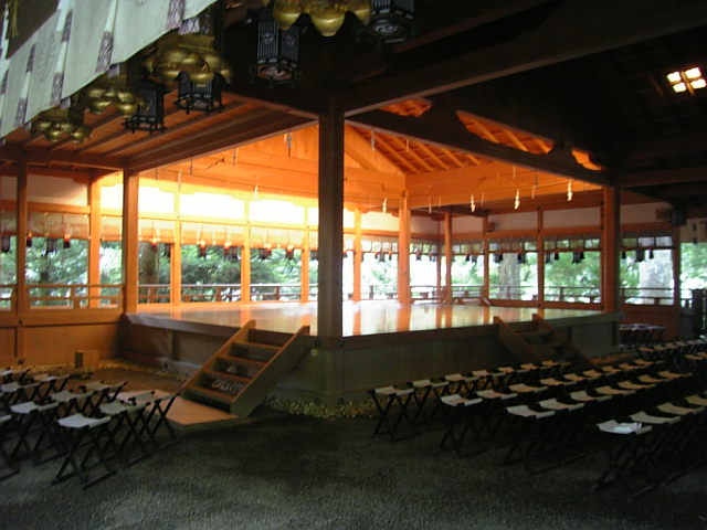 天河神社の舞台