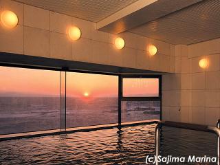 SajimaMarina_Bath.jpg