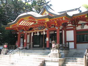 甑岩神社拝殿