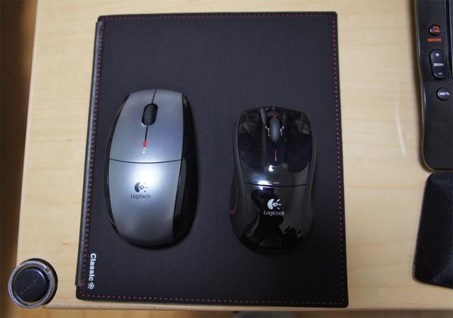 Logitech_Opticalmouse__and_Logicool_LASERmouse.jpg