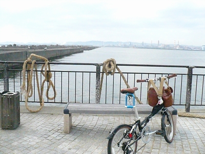 海と自転車