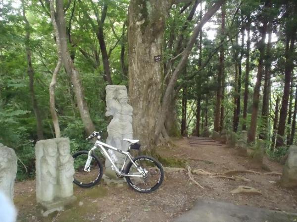 山1