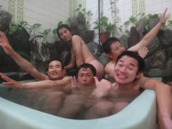うずしお温泉ヌメヌメで気持よし。混浴したいっす。